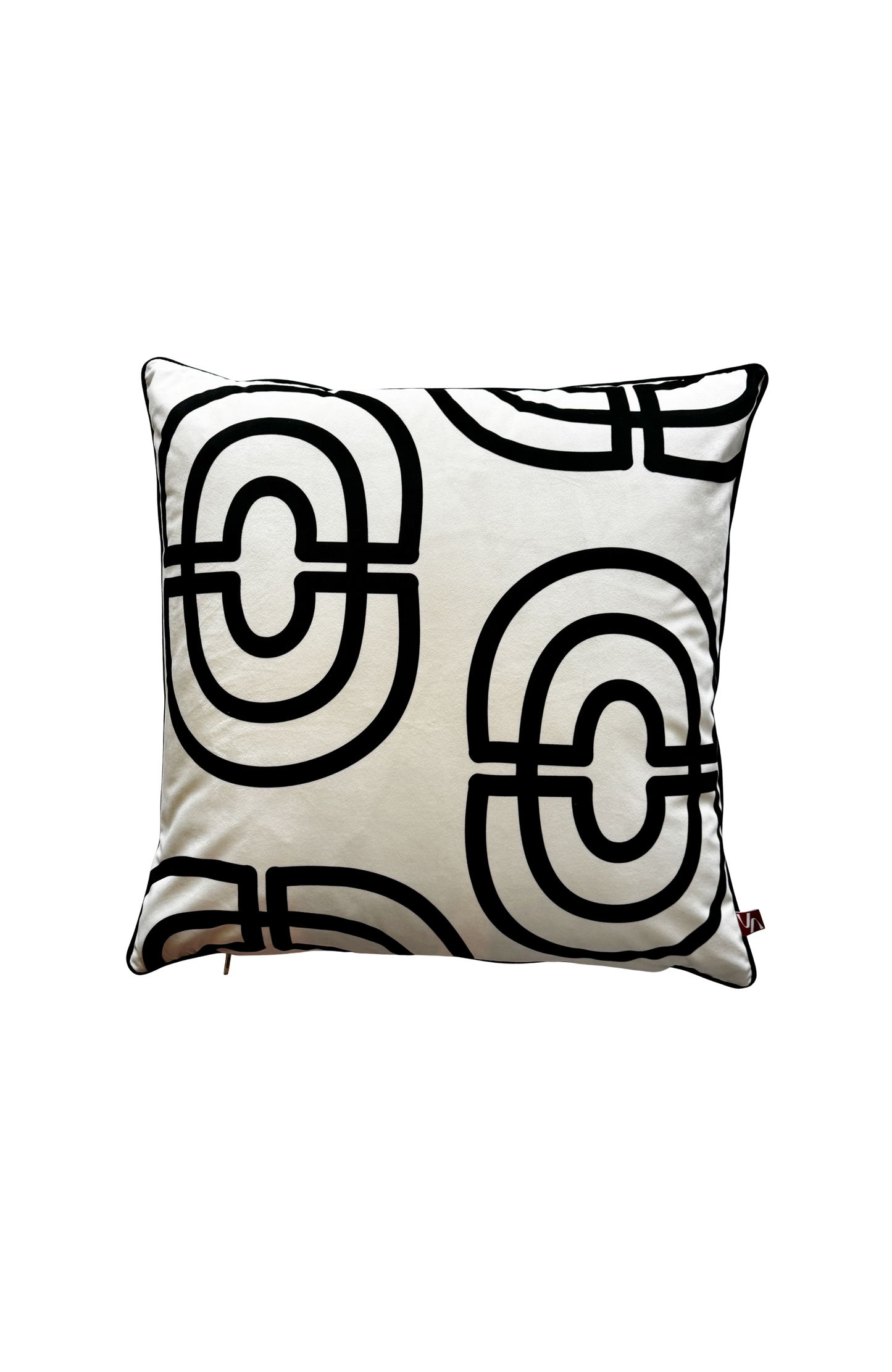 KRADO THROW PILLOW