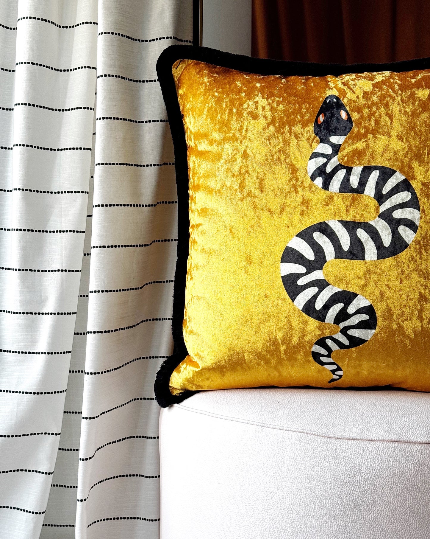 SERPIENTE THROW PILLOW