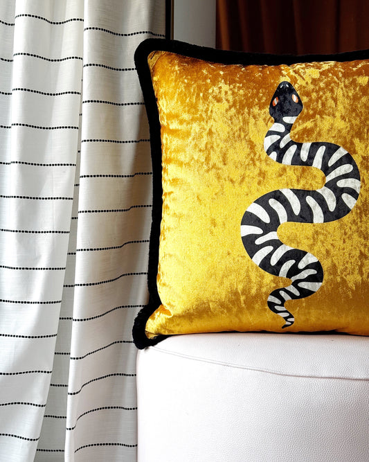 SERPIENTE THROW PILLOW