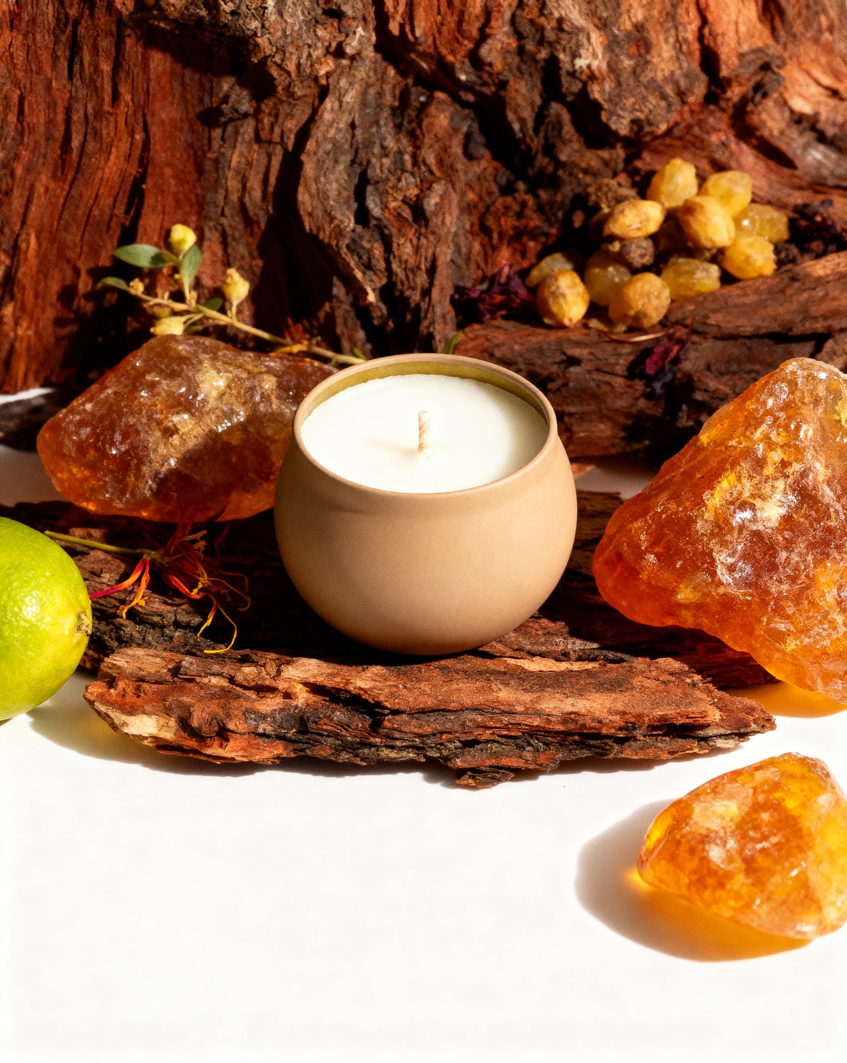 MINI SCENTED TRAVEL CANDLE: LABDANUM VEIL WITH COTTON WICK